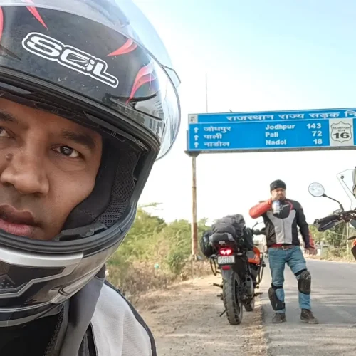 MotoBiker Crossing State Borders (3)
